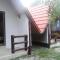 One bedroom bungalow with enclosed garden and wifi at Kutina 1 km away from the beach - Kutina