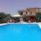 5 bedrooms villa with private pool furnished garden and wifi at Bompensiere