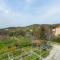 3 bedrooms appartement with enclosed garden and wifi at Ceraso