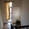 One bedroom appartement with city view and wifi at Loceri