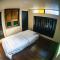 Suankaew​ art​ hostel​