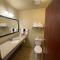 Cobblestone Hotel & Suites - Broken Bow - Broken Bow