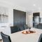 9 19 Troon Drive