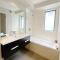 Tekau - Modern holiday apartment with lakeview