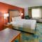 La Quinta Inn by Wyndham Pittsburgh Airport