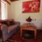 L Chiam Self-Catering Cottage - Winterton