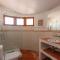 Oura Family House