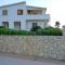 2 bedrooms appartement at Valderice 150 m away from the beach with sea view and enclosed garden