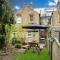 The Victorian Getaway - Central
