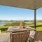 Lakeside Villa Retreat - Matarangi Downstairs Unit