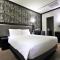 J-HOTEL