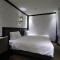 J-HOTEL