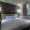 J-HOTEL