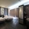 J-HOTEL