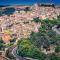 One bedroom appartement with city view furnished balcony and wifi at Caltagirone