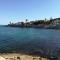 One bedroom apartement at Trani 200 m away from the beach with furnished terrace and wifi