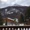Chalet chaleureux à Saint-Chaffrey avec vue montagne et cheminée - 圣沙夫雷
