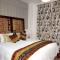 Family apartment with sea view 140 m² in Trou dEau Douce
