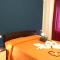 Lake View Apartment in Vercana, Shared Pool