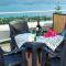 Lake View Apartment in Vercana, Shared Pool