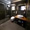 8 Rooms Hotel