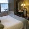 Clyde Hall Bed and Breakfast