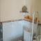 Harlequin Guest House with parking