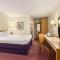 Super 8 by Wyndham Chester East