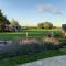 B & B Victors Hof, met zwemvijver in landelijke setting