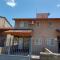 Duplex a mts del Rio con Aire Acond