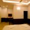 SAPPHIRE INN