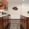 2BR Airy & Tidy Apt with Free Covered Parking - Central Modern - شيكاغو