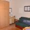 One bedroom appartement with balcony at Giardini Naxos 1 km away from the beach