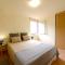 Charming Apartment in Prazeres with Shared Pool - 150 m²