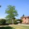 2 bedrooms house with shared pool enclosed garden and wifi at Trequanda