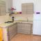 2 bedrooms house at Torre San Giovanni 700 m away from the beach with enclosed garden and wifi