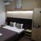 Orange Hotel