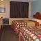 Super 8 by Wyndham Shipshewana