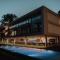 La Urumpta Hotel, AKEN MIND