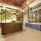 The Quarter Hualamphong by UHG