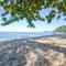 Roydon Beachfront Apartments