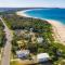 'The Sea Shell' Brand New, Direct Beach Access - Norah Head