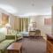 MainStay Suites Port Saint Joe - Порт-Сент-Джо