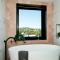 52Views Castlemaine