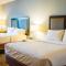 Comfort Inn & Suites Plainville-Foxboro - Plainville