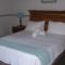 HouseMartin Lodge & Self Catering - De Rust