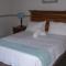 HouseMartin Lodge & Self Catering - De Rust