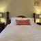 Big Fella Wines & Farmstay