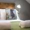 Spacious 3BR Apartment in Llanelli