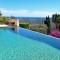 Luxury Pool Apartment at Villa Seburga